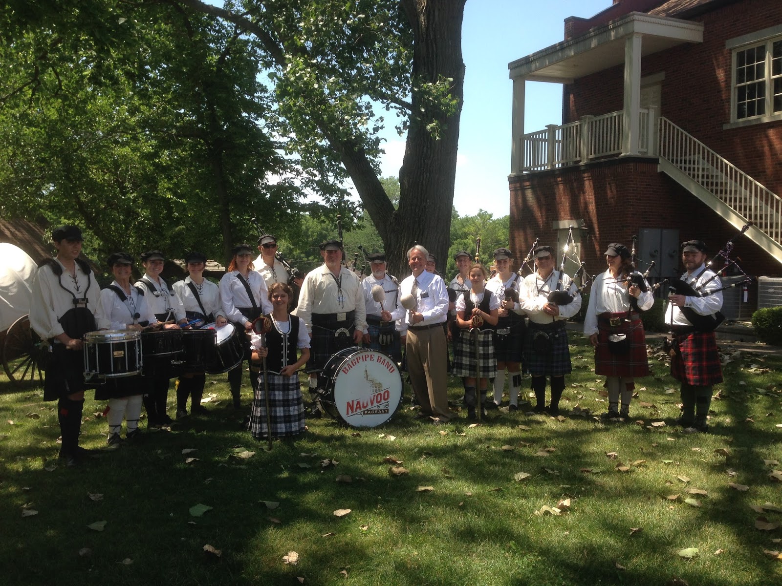 Featured image for “Nauvoo Bagpipe Band – The Pipers of Nauvoo”