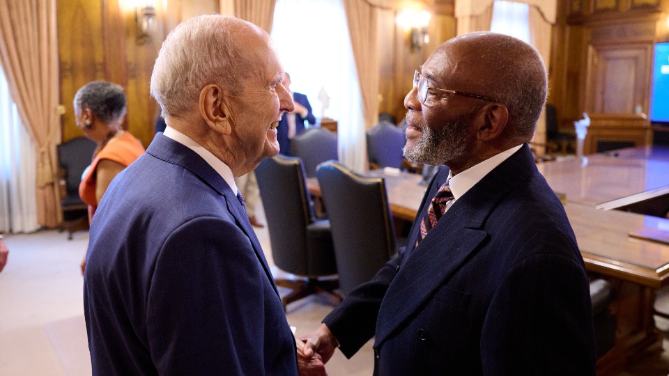Featured image for “President Nelson 101: Disciples of Jesus Christ Are Peacemakers”