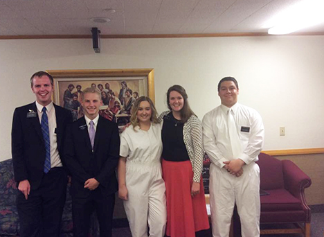 Mormon Missionaries Expand Online Teaching