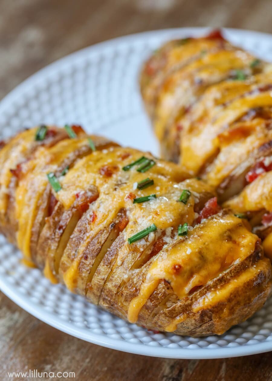 Love At First Sight Loaded Hasselback Potatoes - The Pioneer Plate