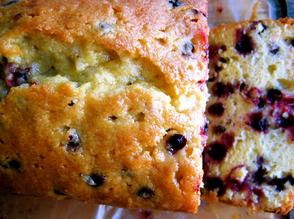 Northern California Huckleberry Cake - The Pioneer Plate