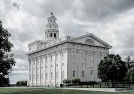 Inspirational Photos &amp; Paintings of the Nauvoo Temple 