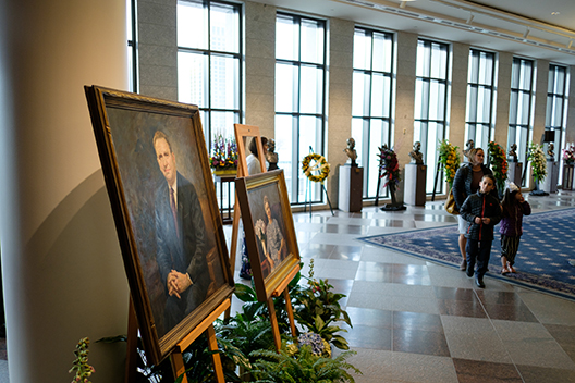 President monson LDS Mormon 4.jpg