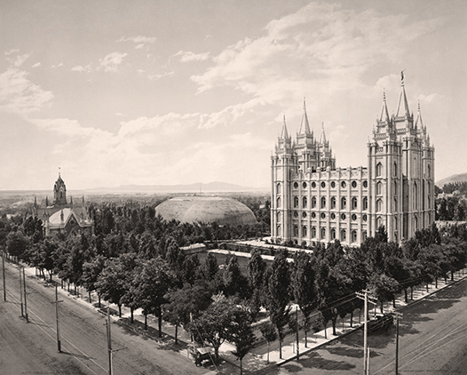 Salt Lake Temple Mormon LDS Moroni127.jpg