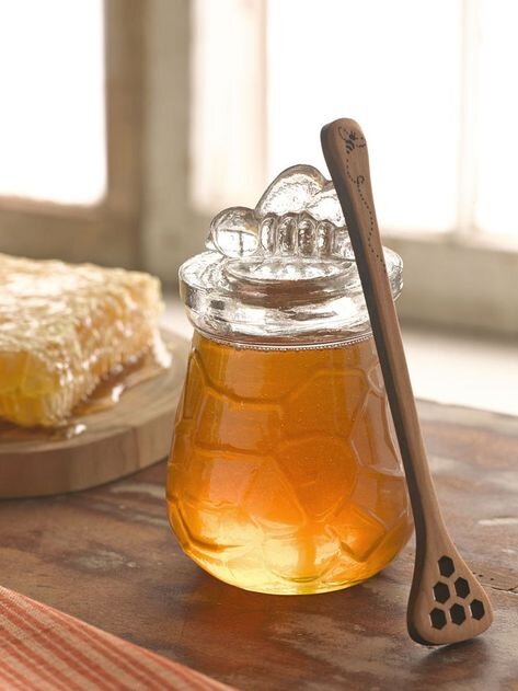 Featured image for “Check out these Adorable Honey Pots & Jars !! Bee & Beehive Things We LOVE”