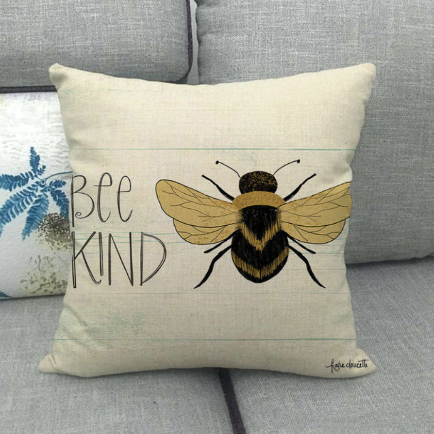 ?LOVE LOVE LOVE - Adorable Bee &amp; Beehive Pillows !